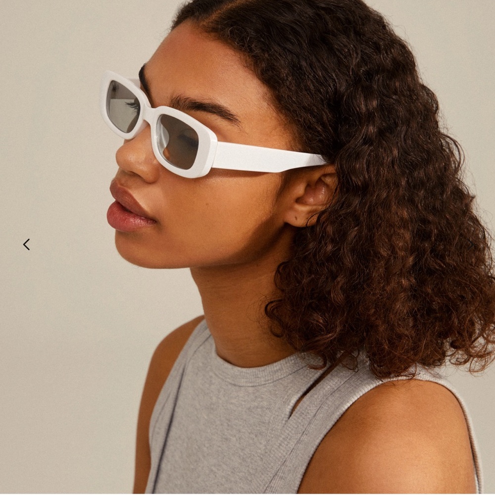 PILGRIM YANSEL RECYCLED WHITE POLARIZED SUNGLASSES WOMEN